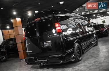 Минивэн Chevrolet Express 2014 в 