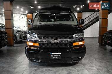 Минивэн Chevrolet Express 2014 в 