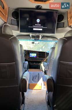 Минивэн Chevrolet Express 2008 в 