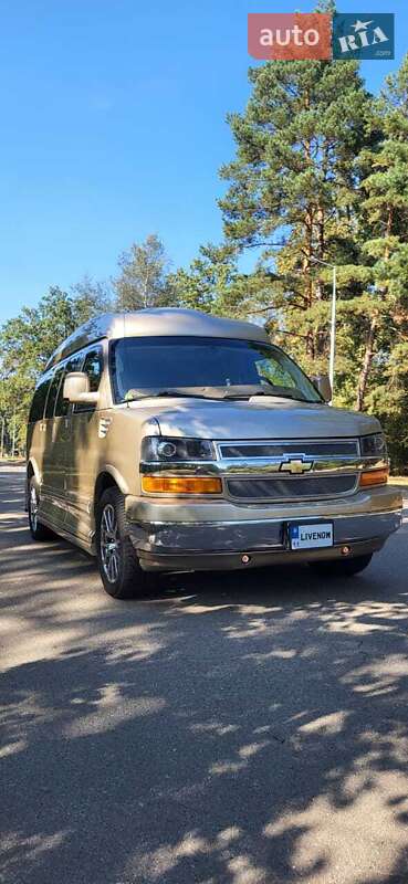 Минивэн Chevrolet Express 2011 в Киеве