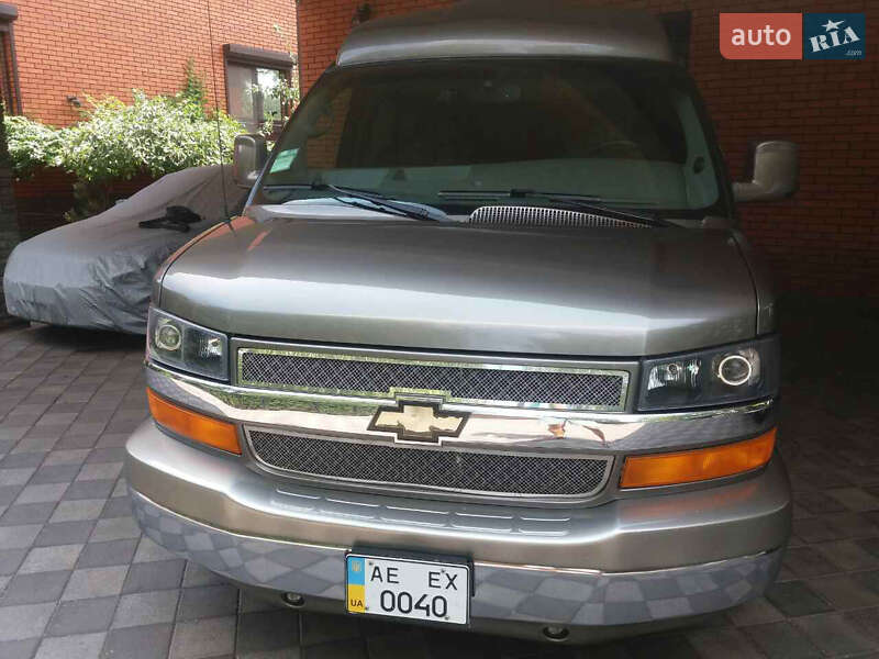 Chevrolet Express 2008