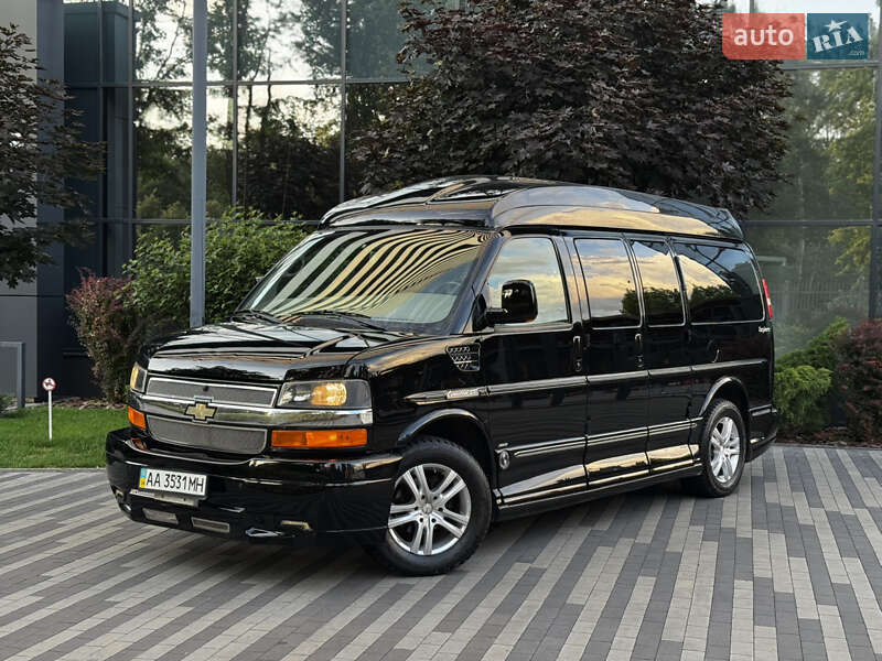 Chevrolet Express 2012