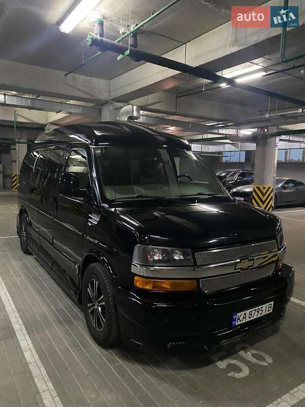 Chevrolet Express 2012