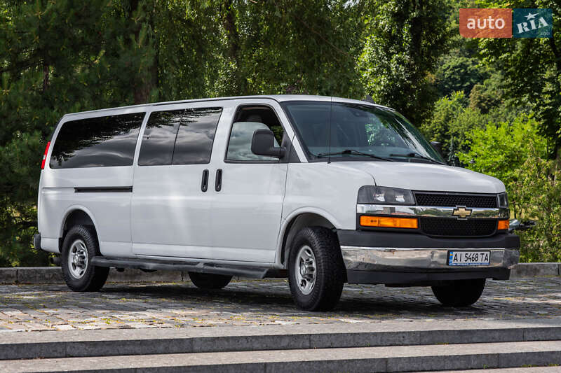 Минивэн Chevrolet Express 2018 в Киеве фото 6 Минивэн Chevrolet Express 2018 в Киеве