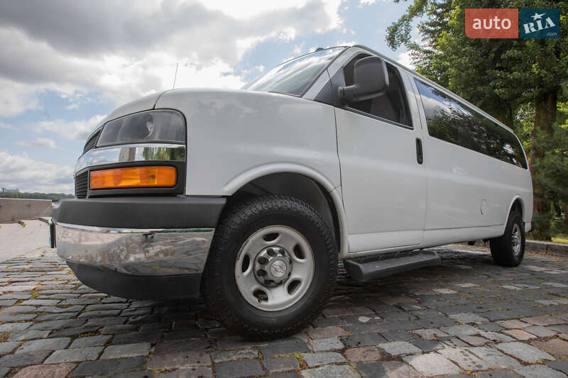Минивэн Chevrolet Express 2018 в Киеве фото 22 Минивэн Chevrolet Express 2018 в Киеве