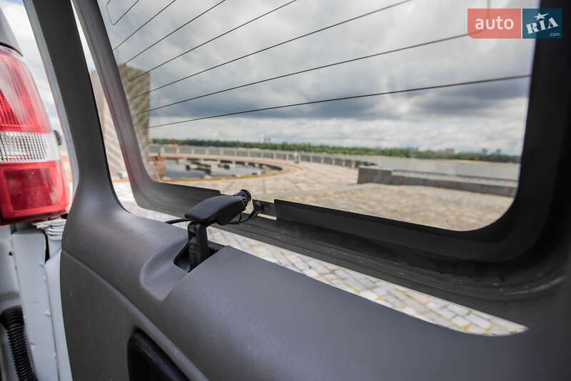 Минивэн Chevrolet Express 2018 в Киеве фото 49 Минивэн Chevrolet Express 2018 в Киеве