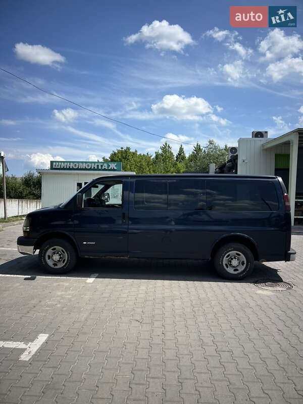 Минивэн Chevrolet Express 2006 в Хмельницком
