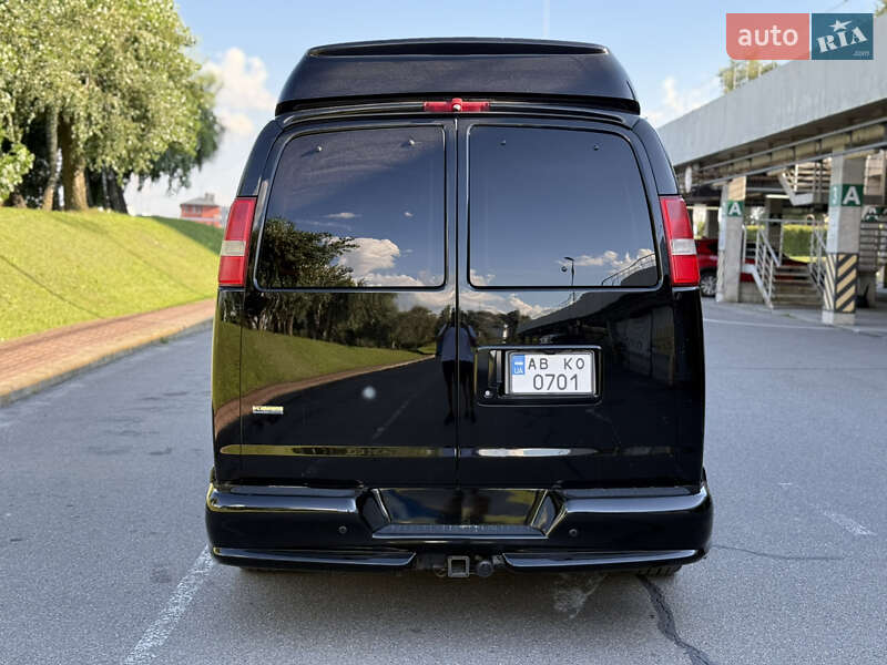 Минивэн Chevrolet Express 2012 в Киеве