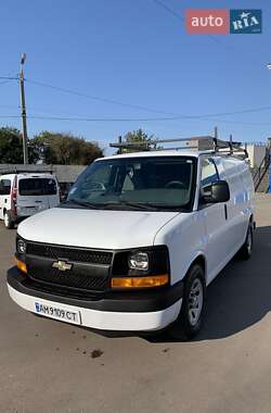 Грузовой фургон Chevrolet Express 2014 в Киеве