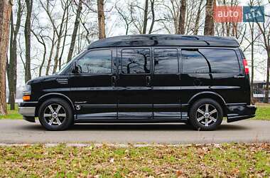 Минивэн Chevrolet Express 2012 в Виннице
