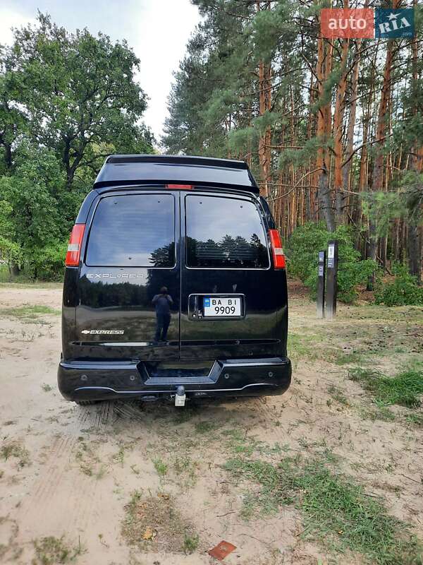 Мінівен Chevrolet Express 2017 в Світловодську фото 4 Мінівен Chevrolet Express 2017 в Світловодську