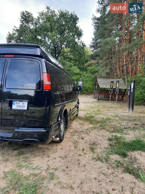 Мінівен Chevrolet Express 2017 в Світловодську фото 10 Мінівен Chevrolet Express 2017 в Світловодську