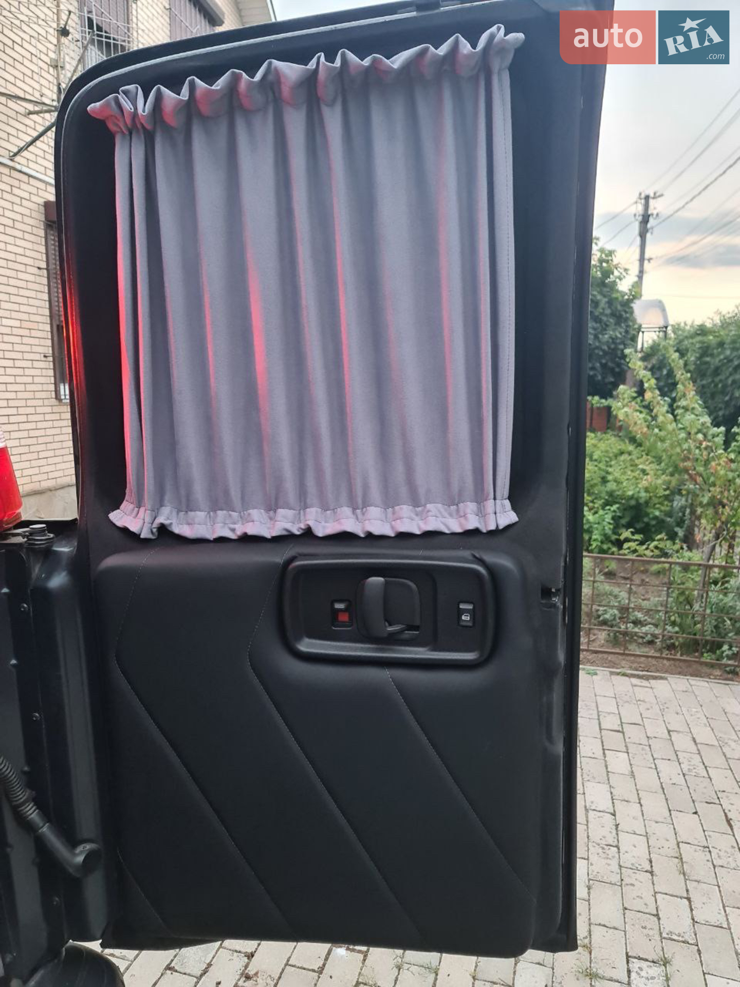 2017 Chevrolet Express - мініатюра 73