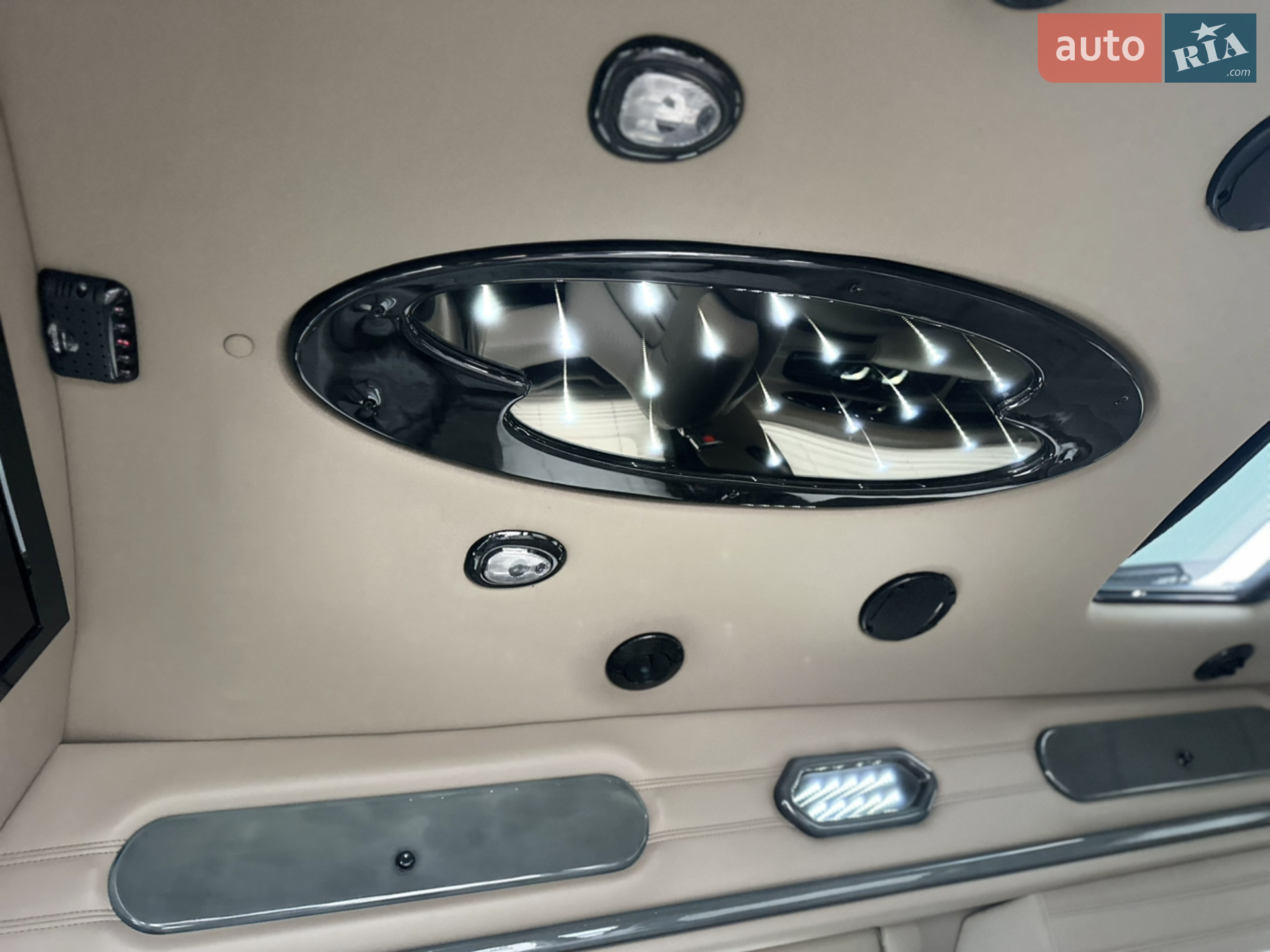 2012 Chevrolet Express - мініатюра 14