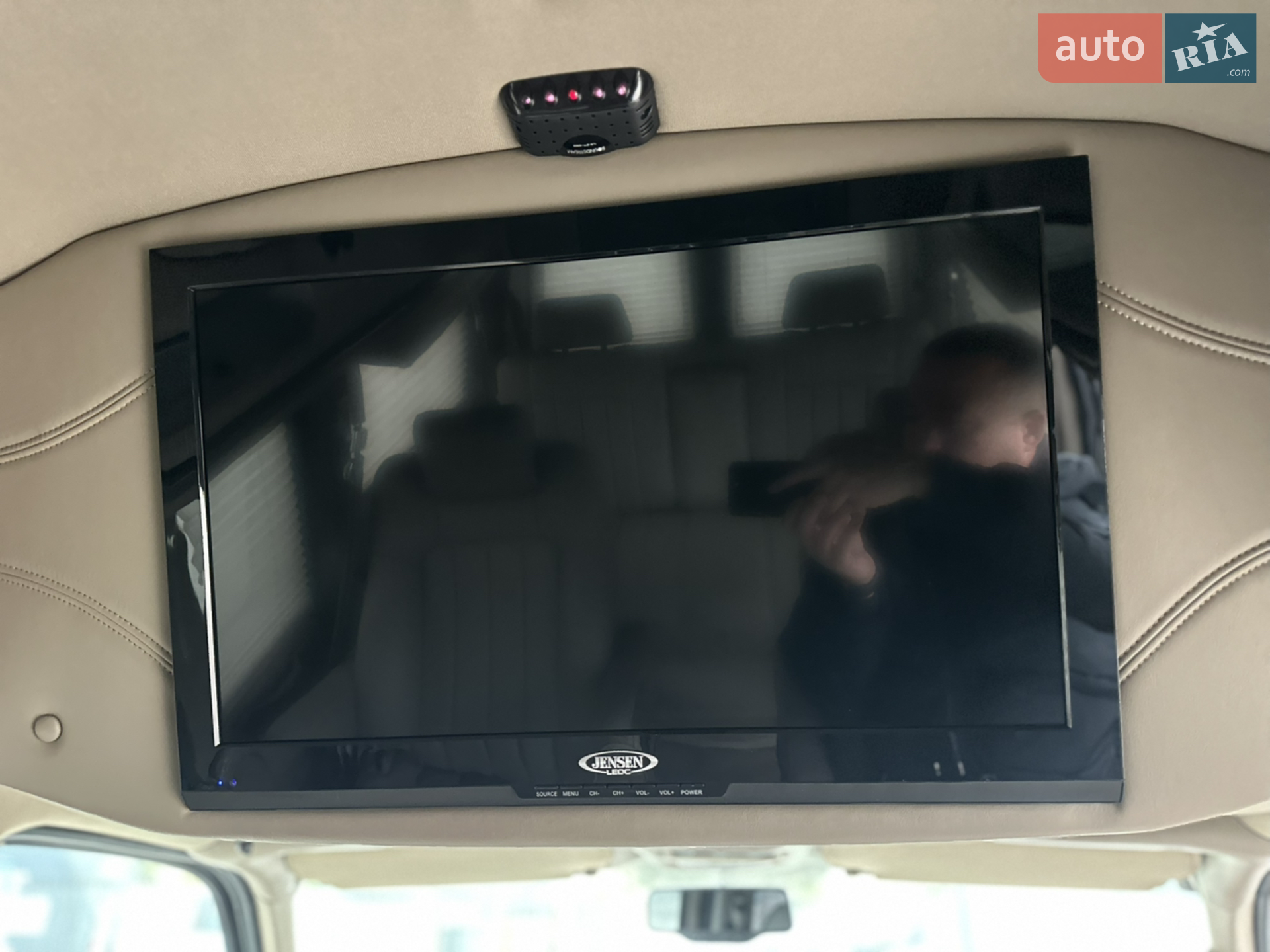 2012 Chevrolet Express - мініатюра 47