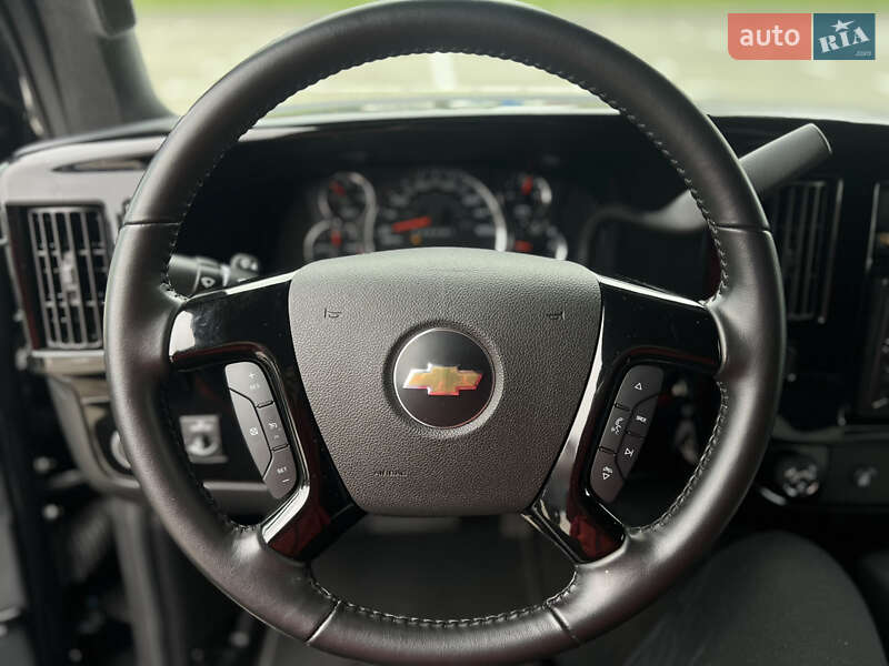 Мінівен Chevrolet Express 2022 в Києві фото 32 Мінівен Chevrolet Express 2022 в Києві