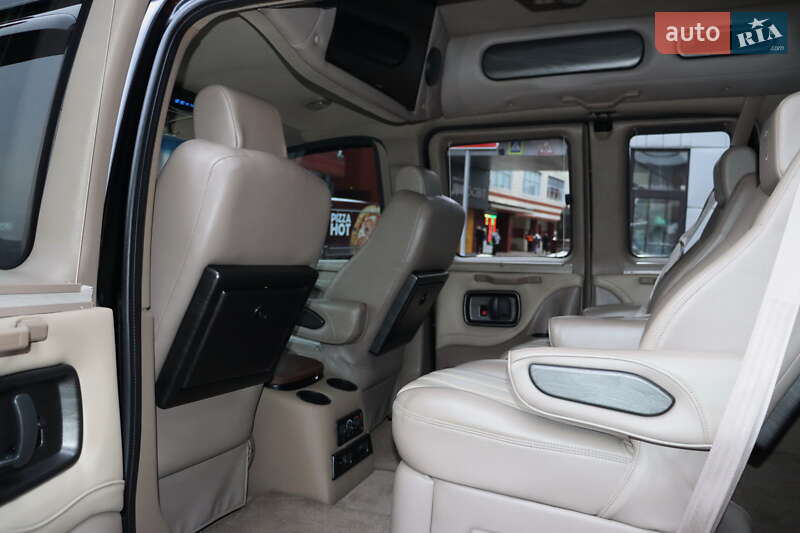 Мінівен Chevrolet Express 2014 в Львові