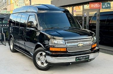 Минивэн Chevrolet Express 2008 в Киеве