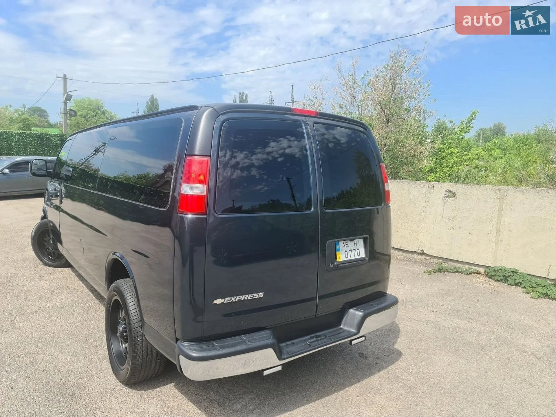 2017 Chevrolet Express - мініатюра 14