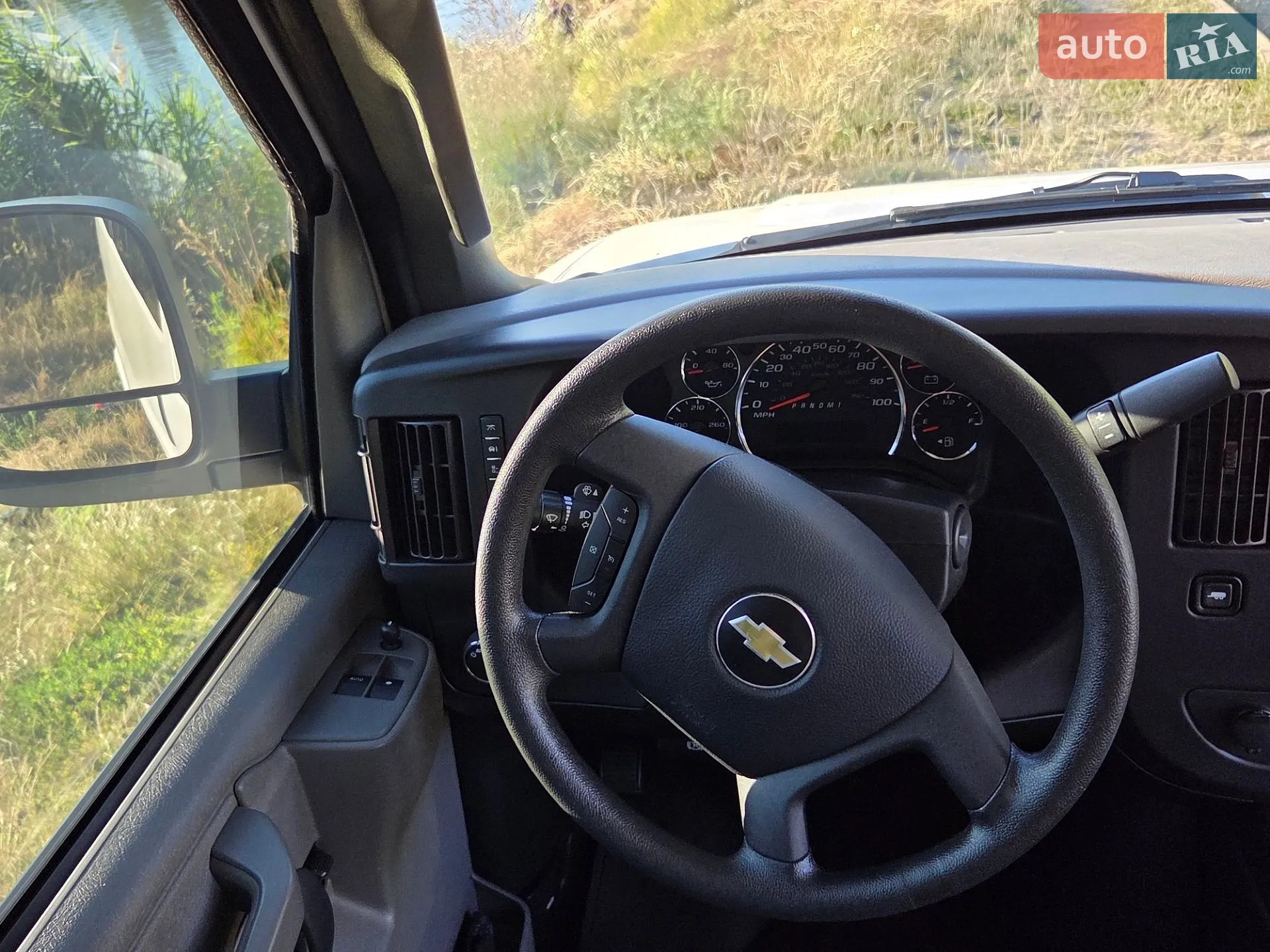 2018 Chevrolet Express - мініатюра 21