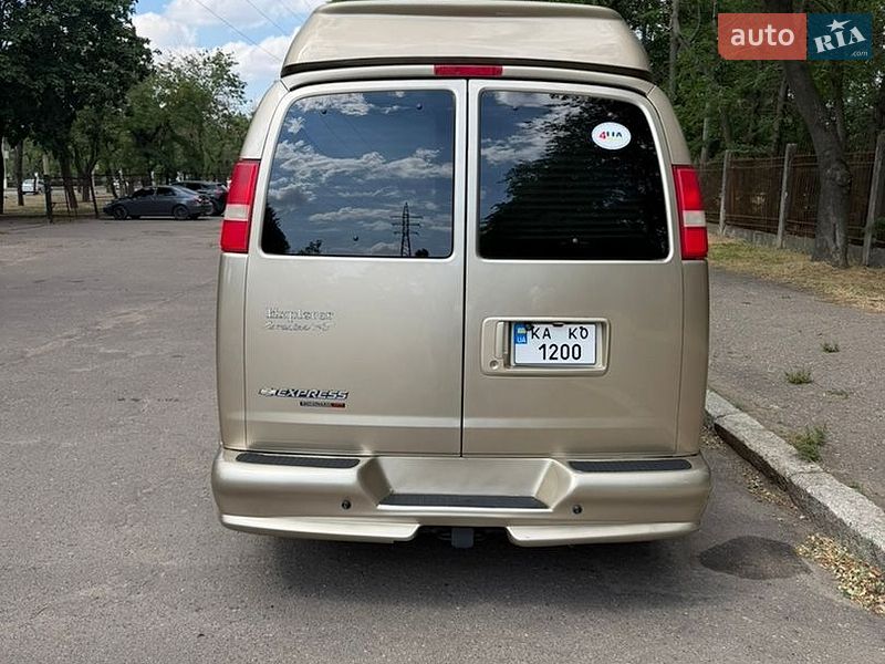 Минивэн Chevrolet Express 2008 в Николаеве