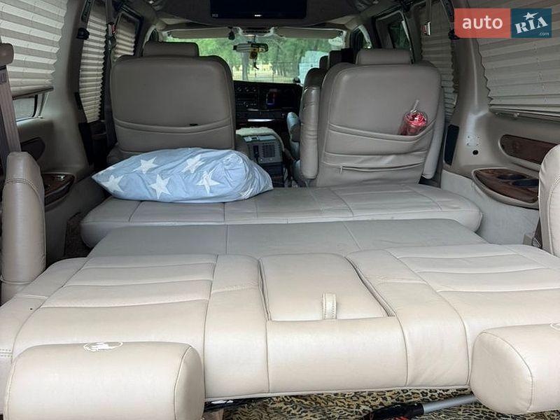 Минивэн Chevrolet Express 2008 в Николаеве