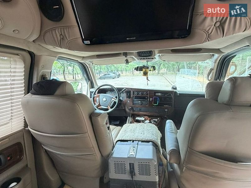 Минивэн Chevrolet Express 2008 в Николаеве
