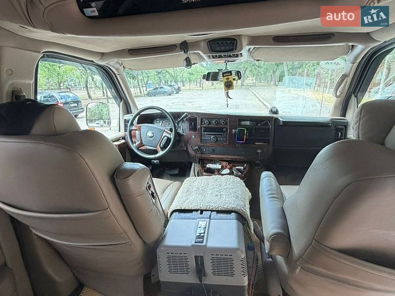 Минивэн Chevrolet Express 2008 в Николаеве