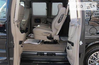 Минивэн Chevrolet Express 2019 в 