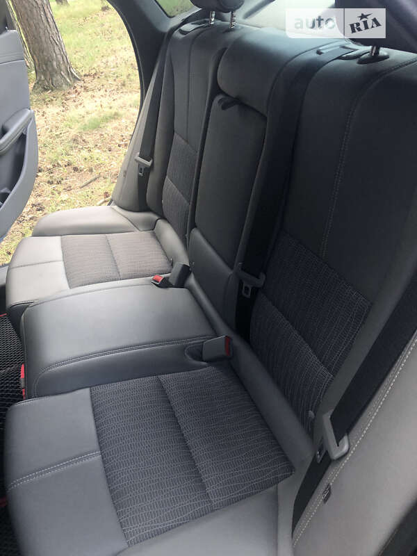 Седан Chevrolet Impala 2016 в Сумах