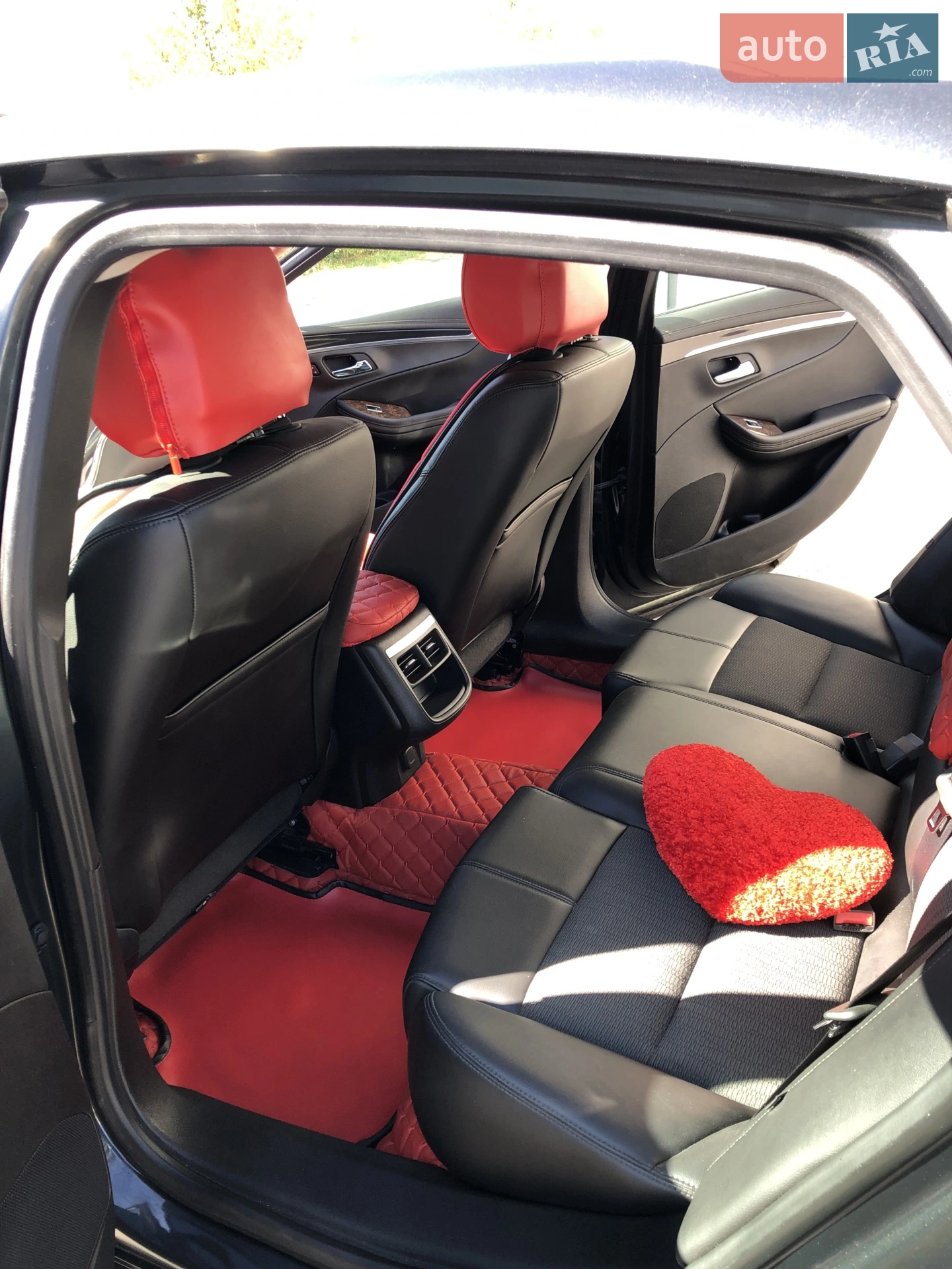 2014 Chevrolet Impala - мініатюра 15