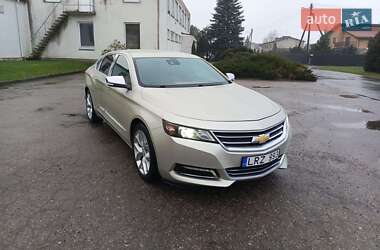 Седан Chevrolet Impala 2014 в Білій