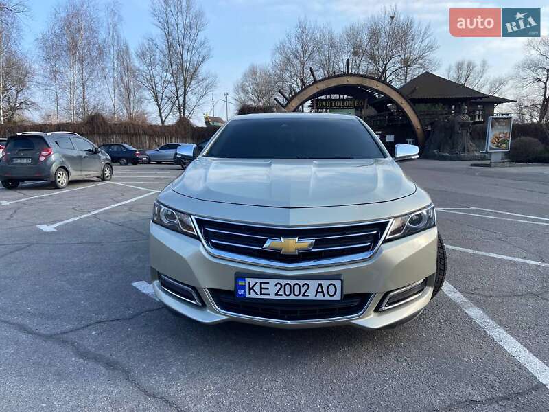 Седан Chevrolet Impala 2013 в Днепре