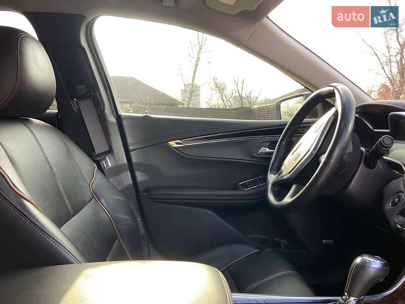 Седан Chevrolet Impala 2013 в Днепре