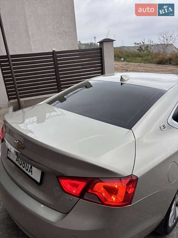 Седан Chevrolet Impala 2015 в Одессе