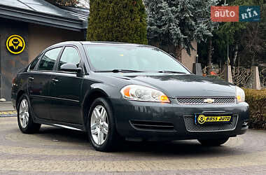 Седан Chevrolet Impala 2013 в Львове