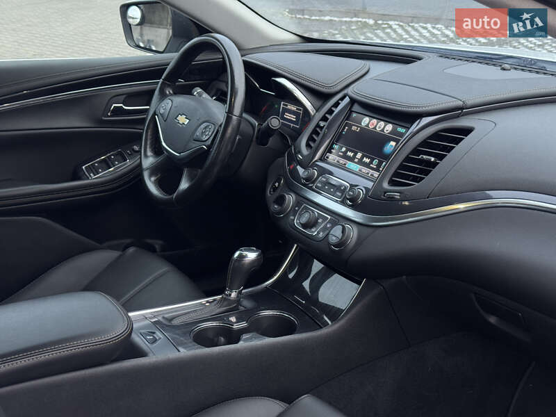 Седан Chevrolet Impala 2018 в Івано-Франківську