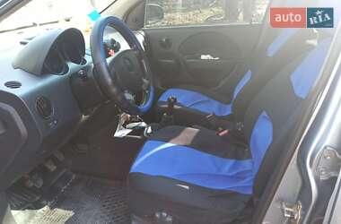 Хэтчбек Chevrolet Kalos 2005 в 