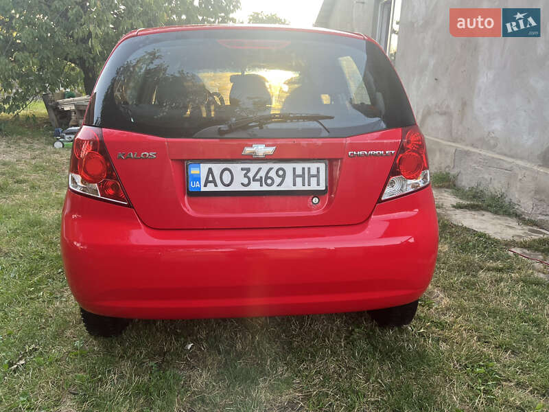 Хетчбек Chevrolet Kalos 2005 в Соломонове