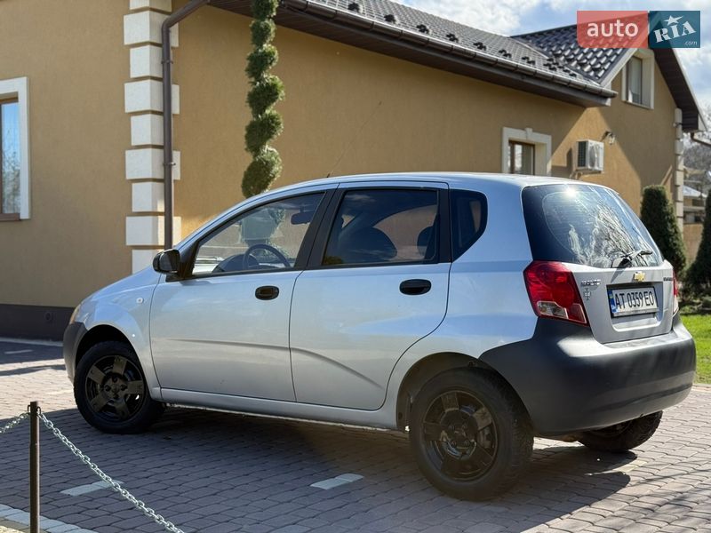 Хетчбек Chevrolet Kalos 2005 в Косові