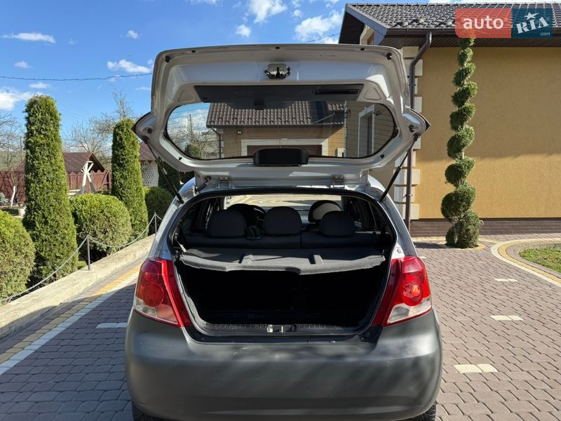 Хетчбек Chevrolet Kalos 2005 в Косові