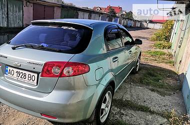 Хетчбек Chevrolet Lacetti 2006 в Ужгороді