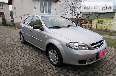 Хетчбек Chevrolet Lacetti 2005 в 