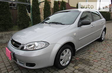 Хетчбек Chevrolet Lacetti 2005 в 
