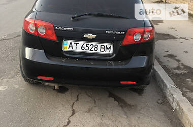 Хетчбек Chevrolet Lacetti 2005 в 