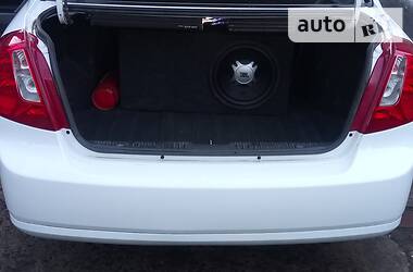 Седан Chevrolet Lacetti 2012 в 