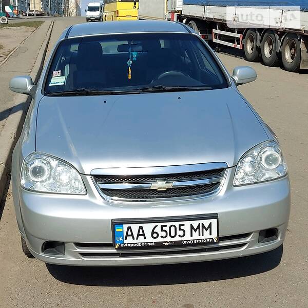 Седан Chevrolet Lacetti 2011 в Києві