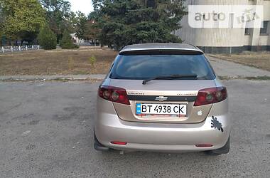 Хэтчбек Chevrolet Lacetti 2006 в Олешках