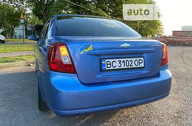 Седан Chevrolet Lacetti 2004 в Львове