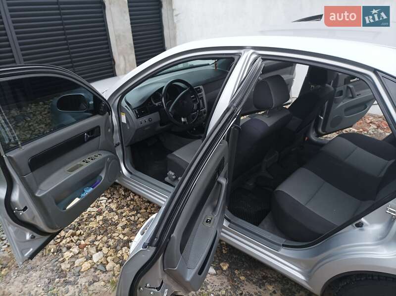 Седан Chevrolet Lacetti 2008 в Кам'янець-Подільському